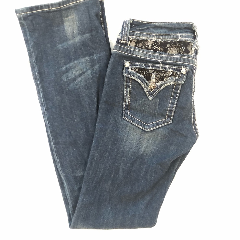 Miss Me Low Rise Boot Cut Embellished Size 29 Jean